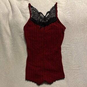 😉Bundle Days😉Women’s Maroon Ribbed Romper Black Lace Butterfly Design On Back
